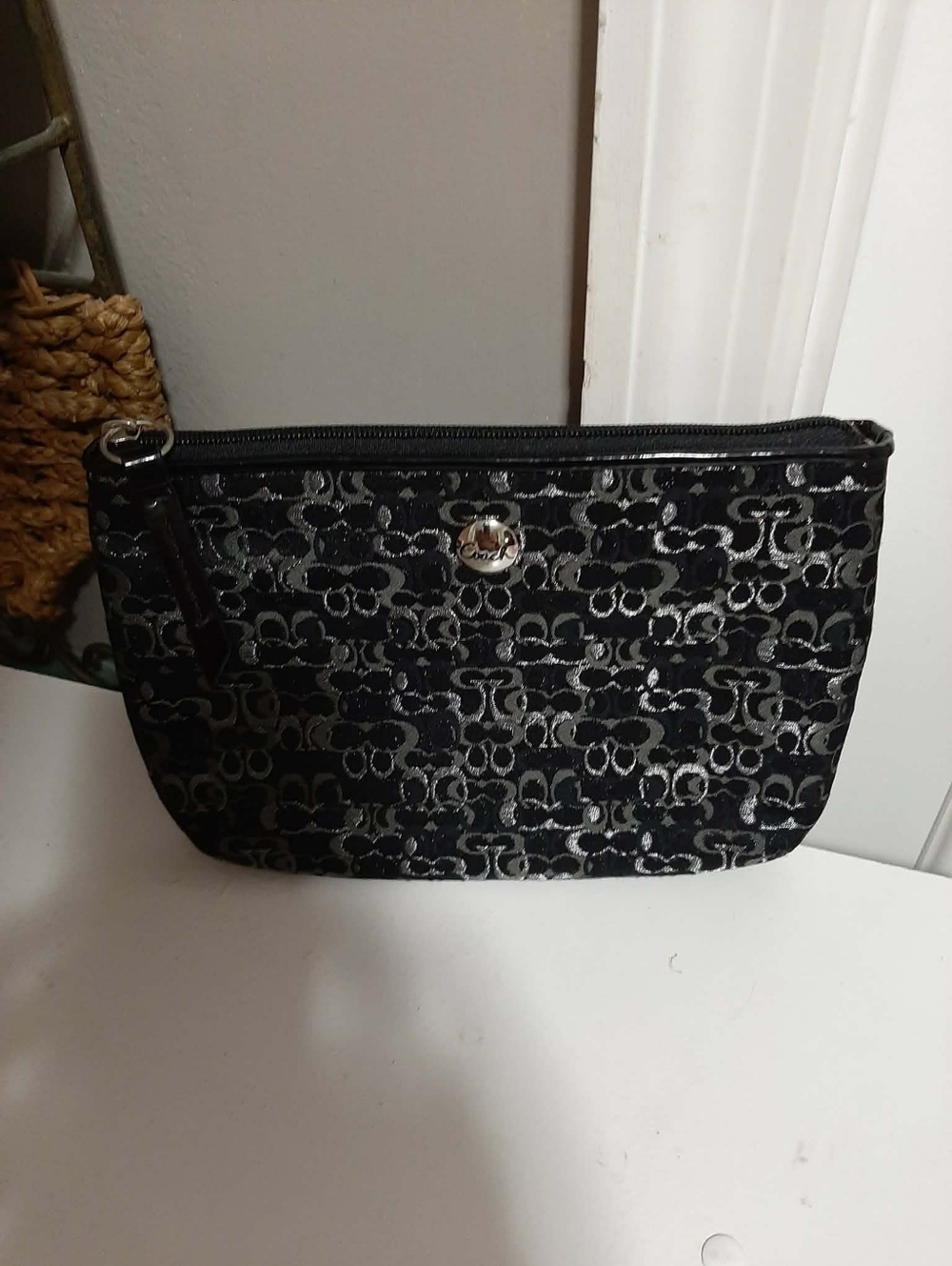 COACH Optic Metallic Mini Signature Logo Cosmetics Case - Picture 7 of 7